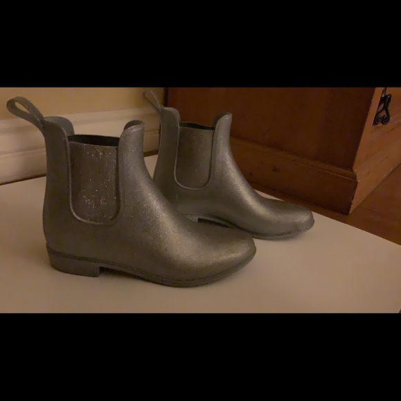 Size 7 J Crew Mercantile boot - Picture 9 of 9